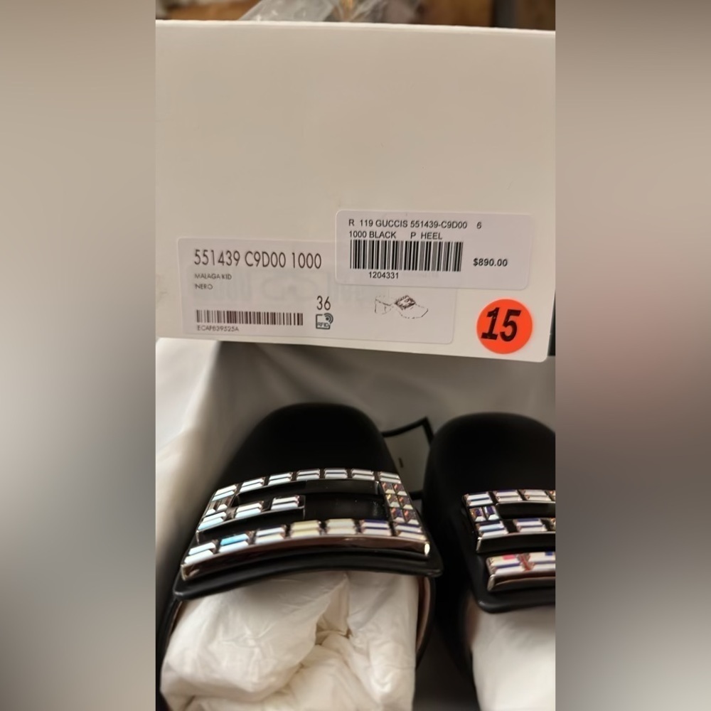 Gucci Sandal Sliders - Picture 2 of 8